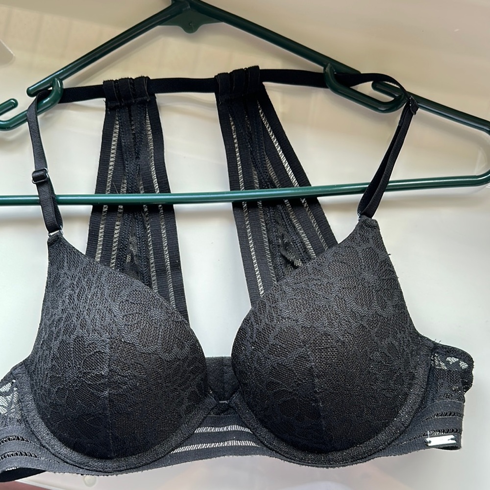 Victoria’s Secret Black Lace Strappy Bra